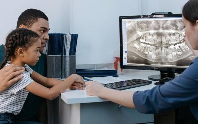 Première visite chez le dentiste pour un enfant : quand et comment la préparer